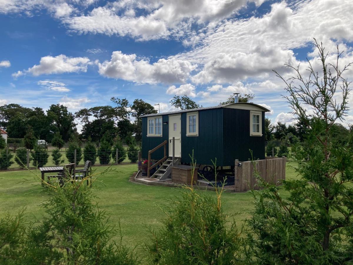 The Hawthorn Shepherds Hut 아이머스 외부 사진