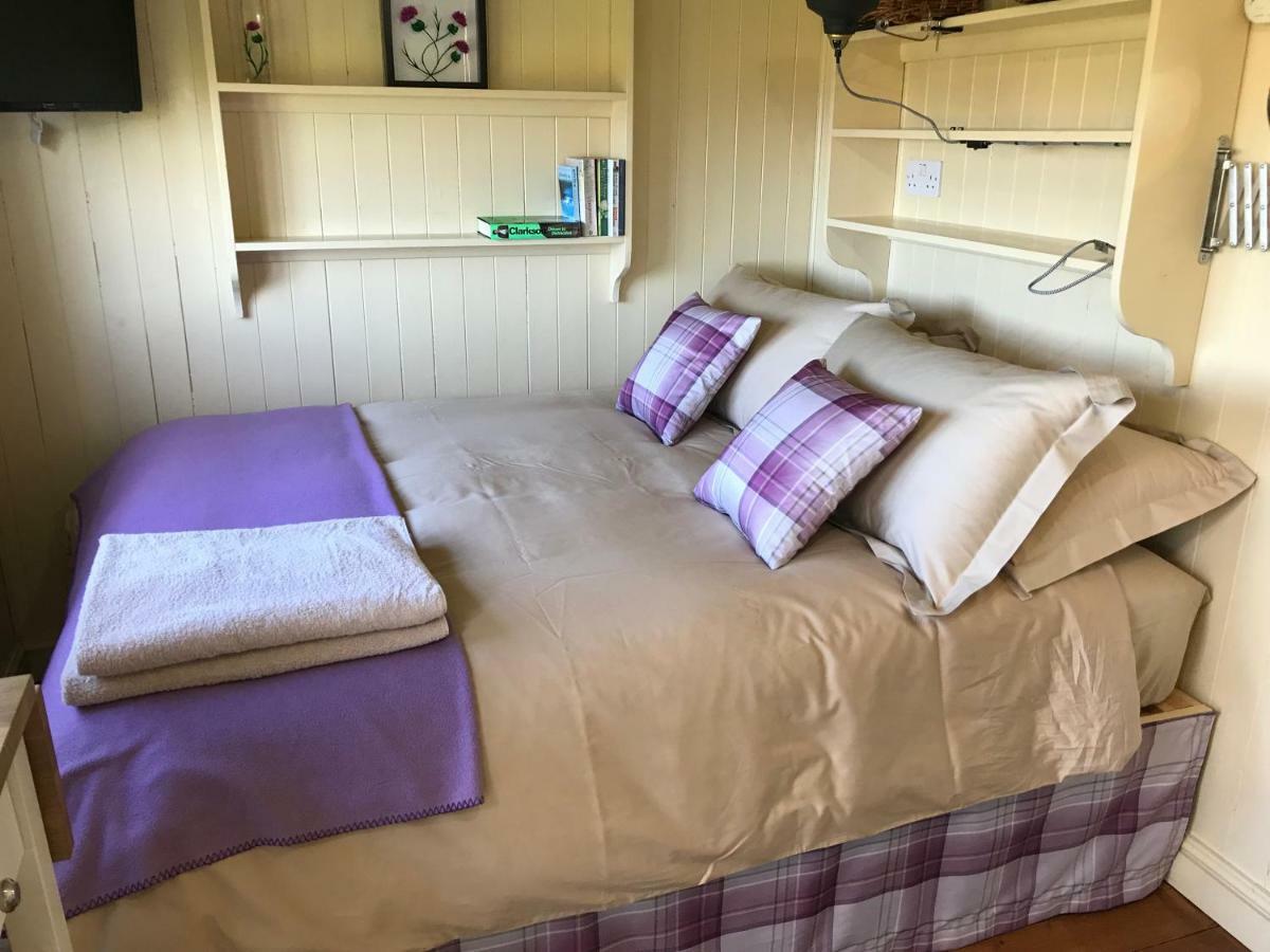 The Hawthorn Shepherds Hut 아이머스 외부 사진